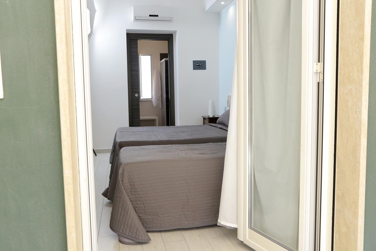 Rooms La Perla Del Mare Margherita Di Savoia Extérieur photo
