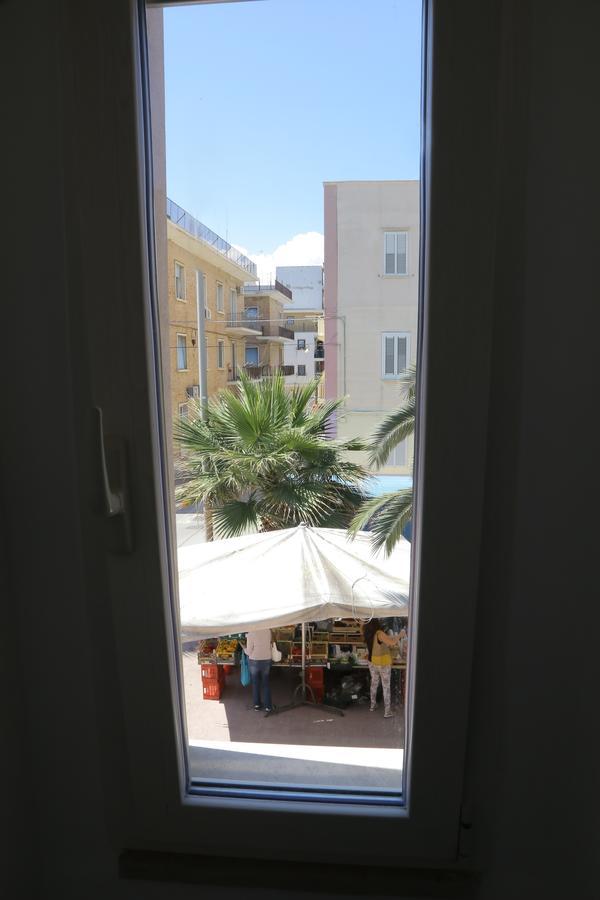 Rooms La Perla Del Mare Margherita Di Savoia Extérieur photo